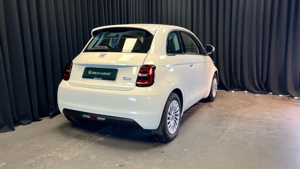 Fiat 500e 42 Icon 3d