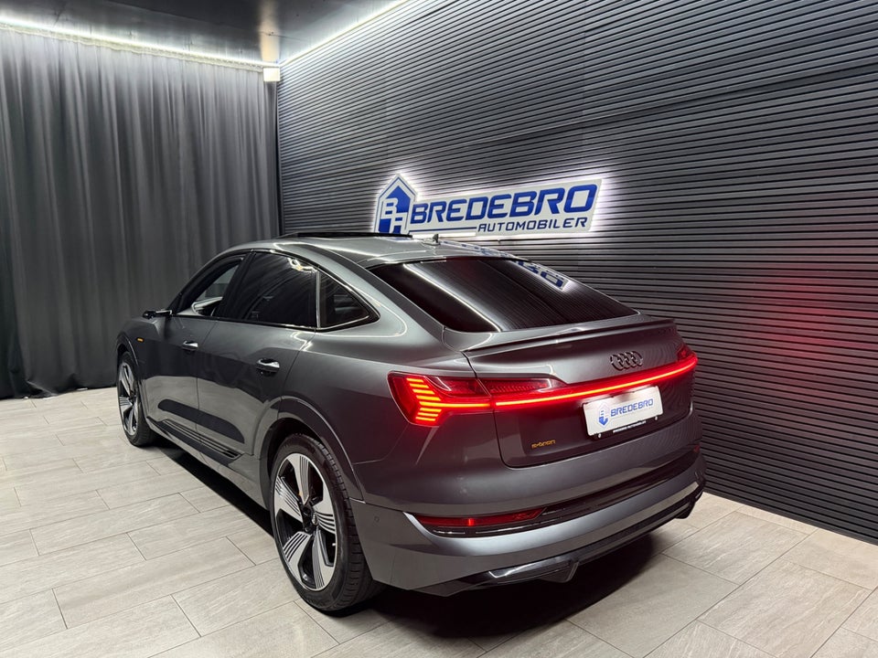 Audi e-tron 55 S-line Sportback quattro 5d