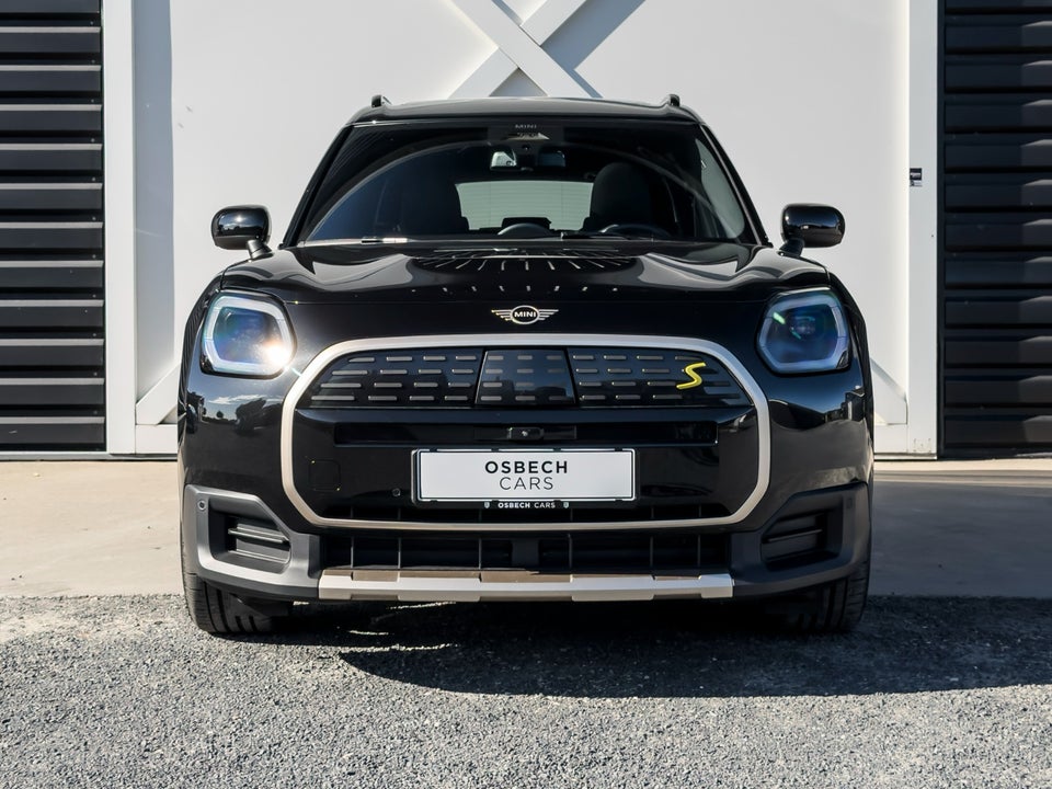 MINI Countryman SE Favoured Trim L ALL4 5d