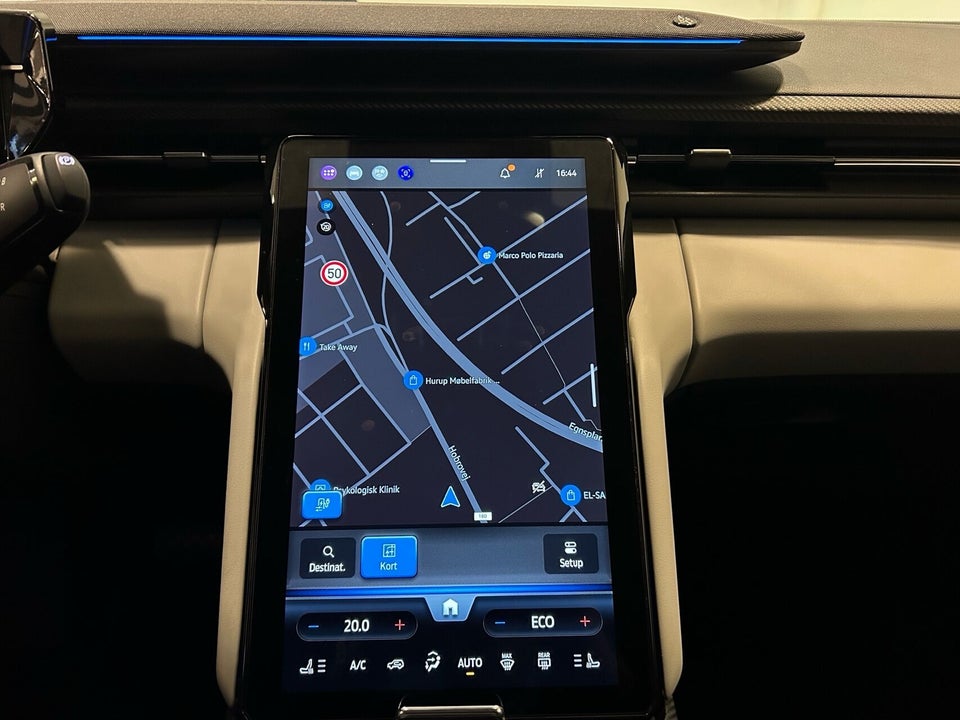 Ford Explorer 77 Premium Extended Range 5d