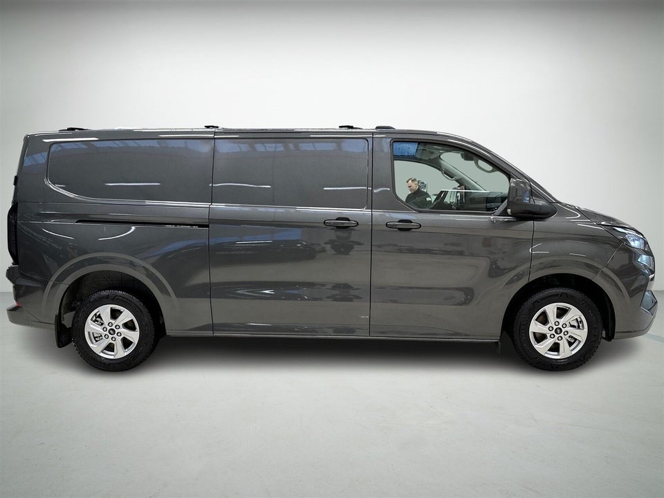 Ford Transit Custom 320L 2,0 EcoBlue Limited aut.