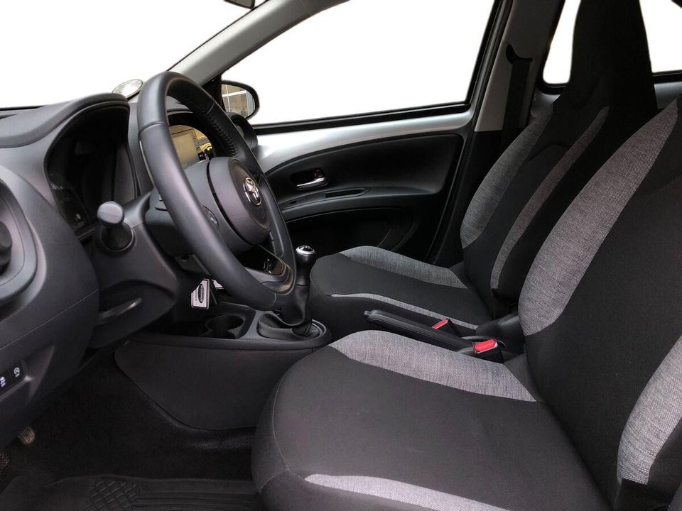 Toyota Aygo X 1,0 Active 5d