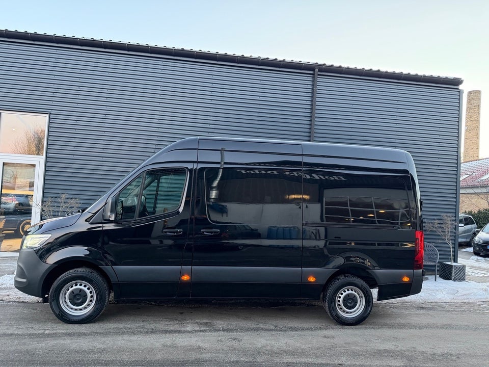 Mercedes Sprinter 317 2,0 CDi A2 Kassevogn aut. RWD