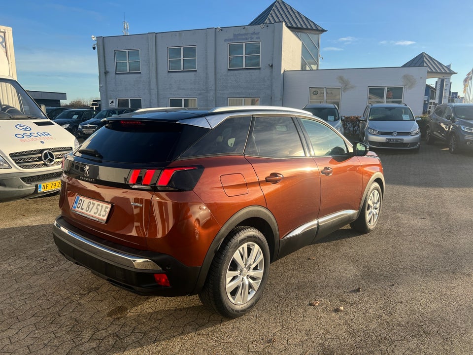 Peugeot 3008 1,2 e-THP 130 Allure 5d