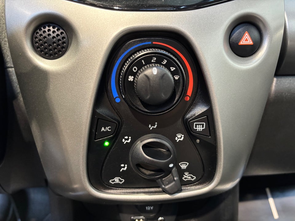 Toyota Aygo 1,0 VVT-i x-sky II 5d