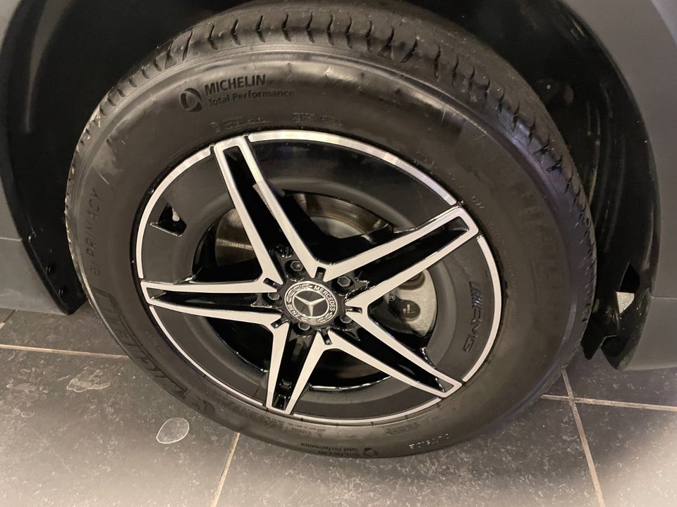 Mercedes EQB250+ AMG Premium 5d