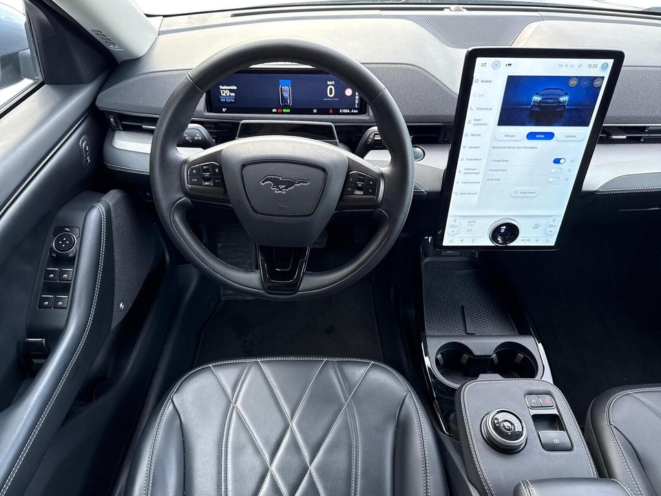 Ford Mustang Mach-E 70 Standard Range 5d