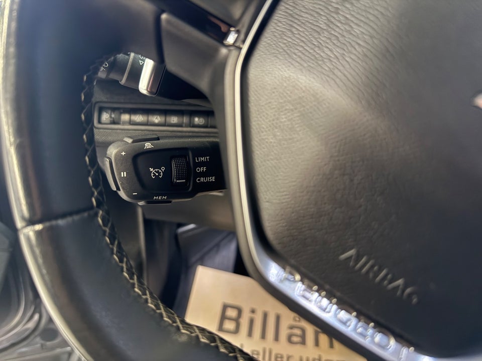 Peugeot 3008 1,6 Hybrid Allure EAT8 5d