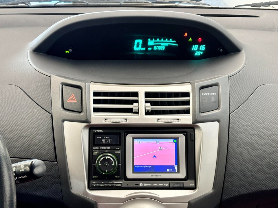 Toyota Yaris 1,3 Luna 5d