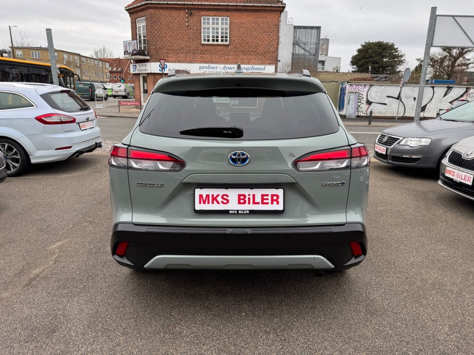 Toyota Corolla Cross 2,0 Hybrid Style Comfort CVT 5d