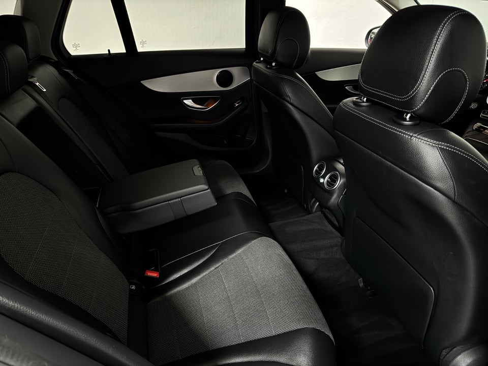 Mercedes C220 d 2,0 Advantage stc. aut. 5d