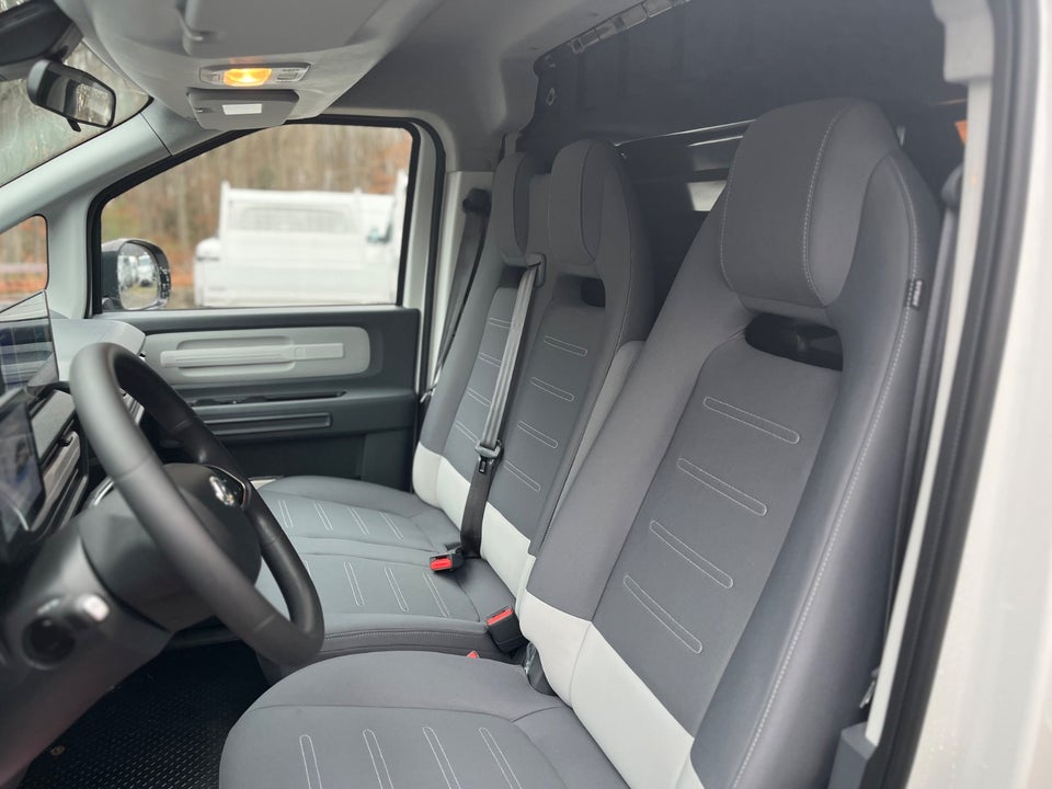 Maxus e-Deliver 5 64 L1H1