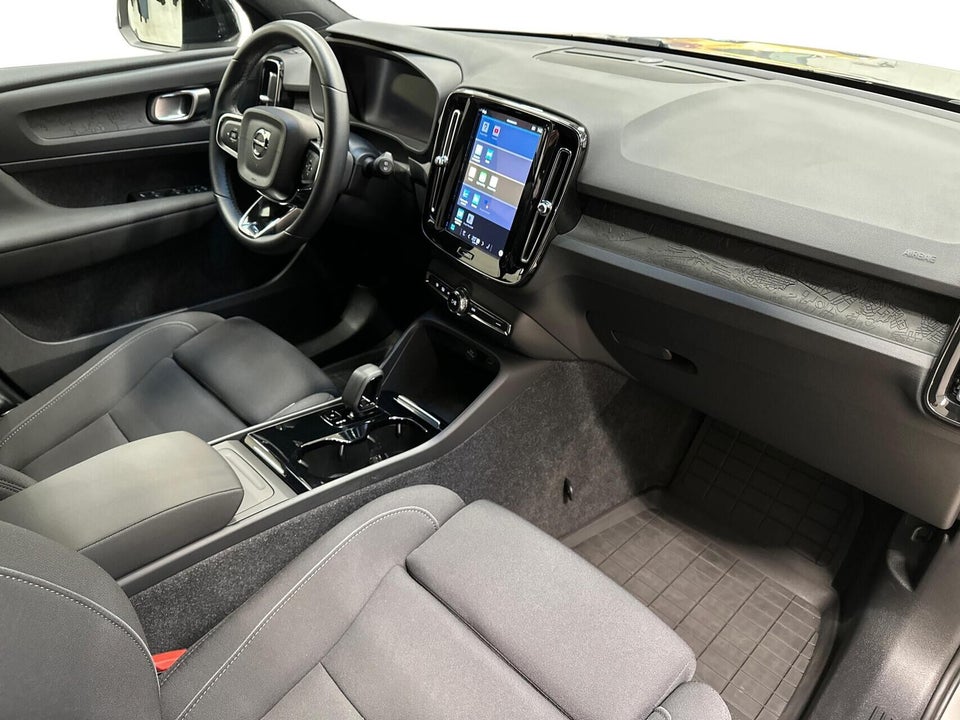 Volvo XC40 ReCharge Extended Range Core 5d