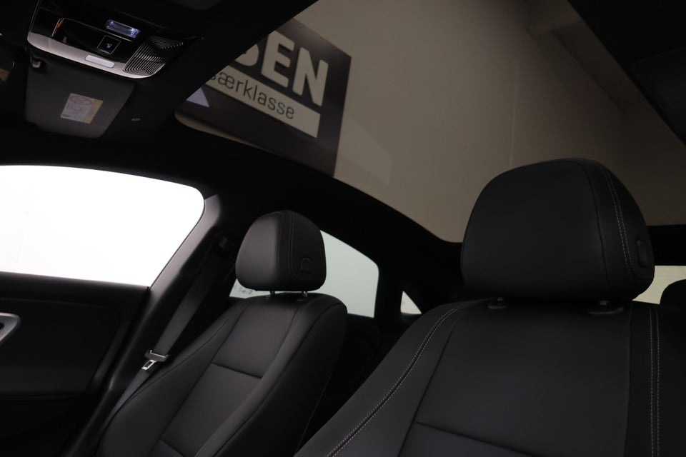 Mercedes CLA350 EQ 4Matic 4d
