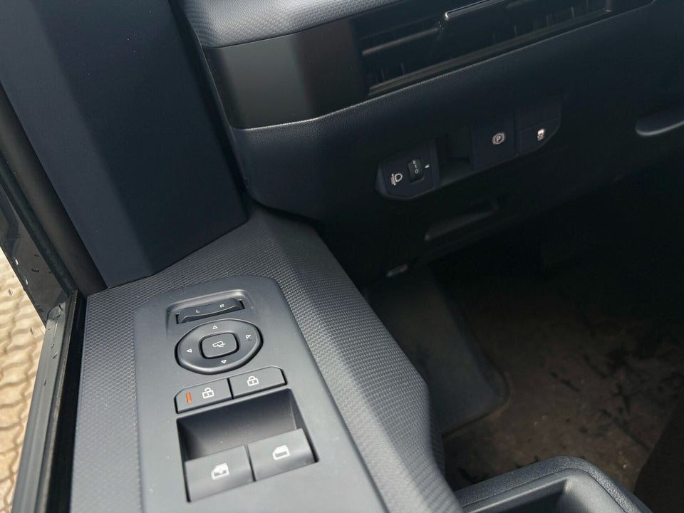 Kia PV5 71 Long Range Work Pro