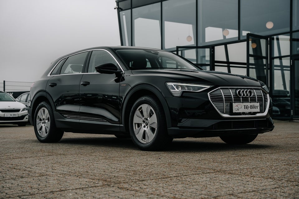 Audi e-tron 50 quattro 5d