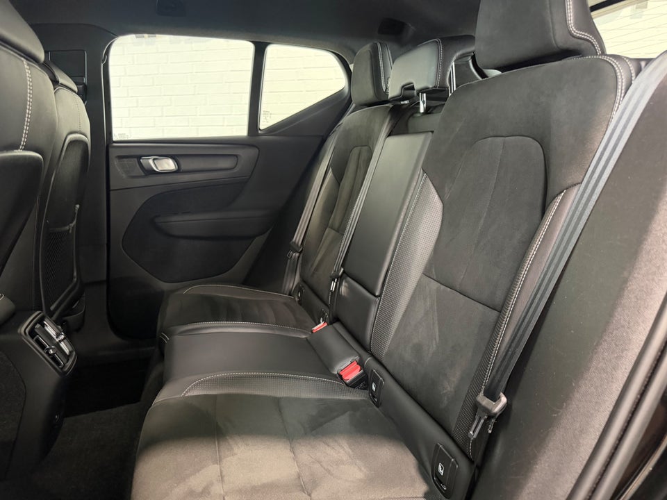 Volvo XC40 P8 ReCharge Twin R-Design 5d