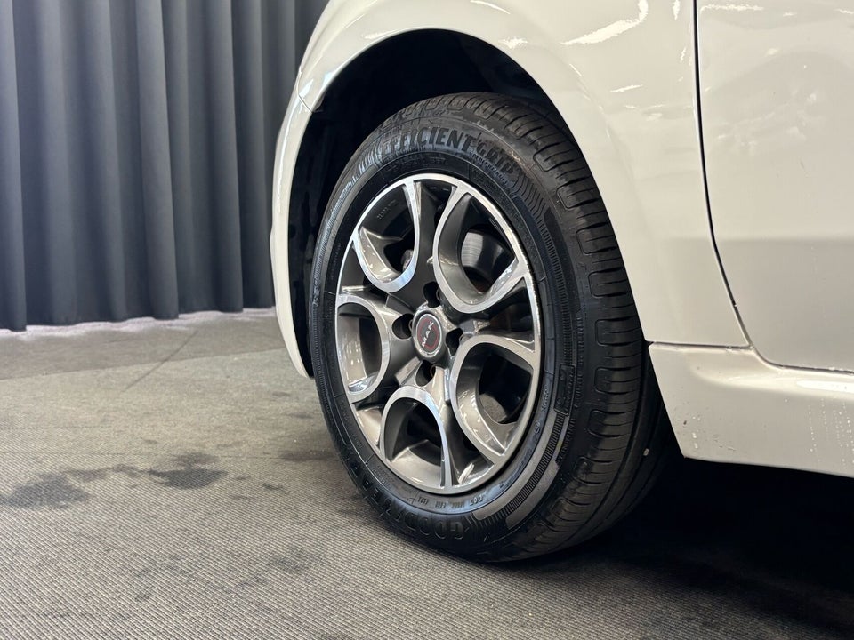 Fiat 500 1,0 Hybrid Lusso 3d