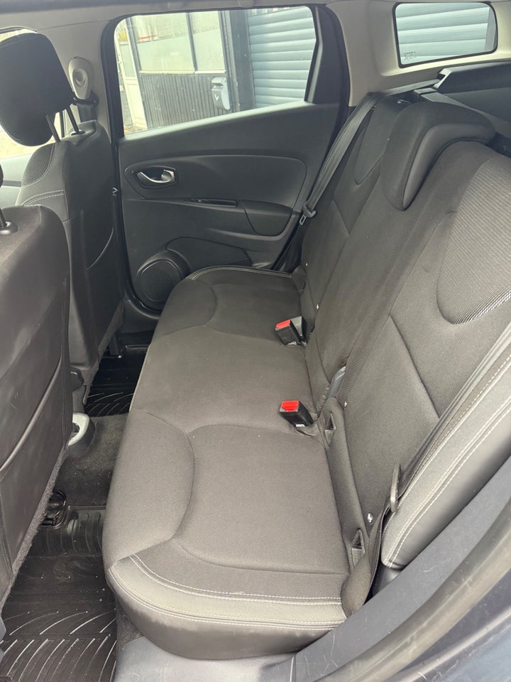 Renault Clio IV 0,9 TCe 90 Expression Sport Tourer 5d