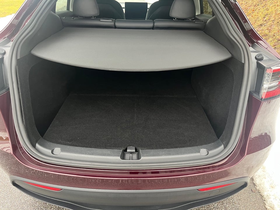 Tesla Model Y Long Range AWD 5d