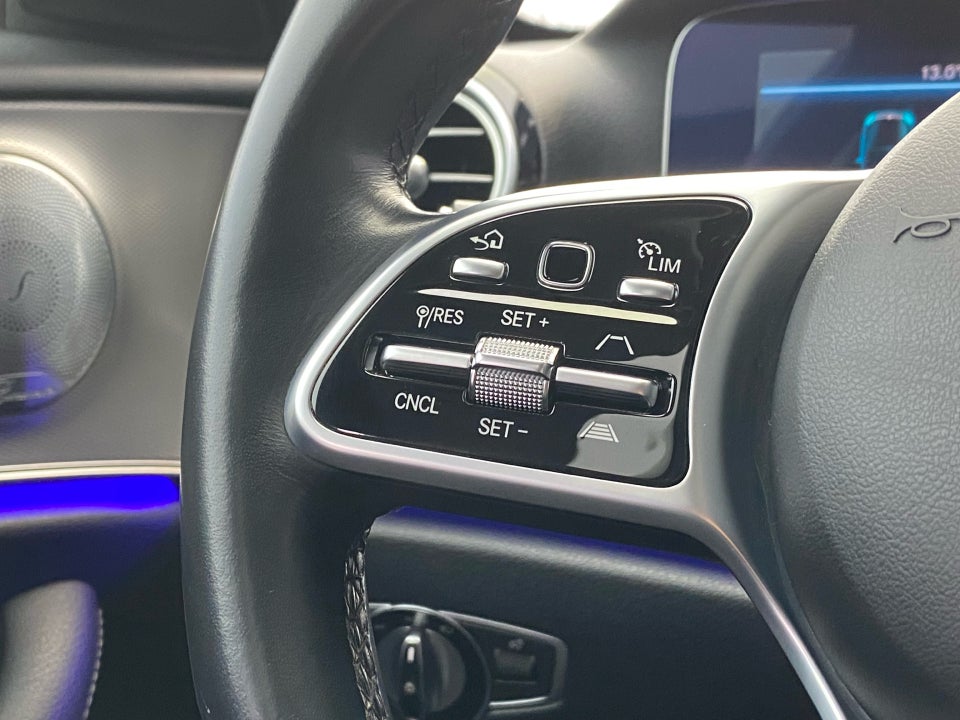 Mercedes E400 d 2,9 AMG Line aut. 4Matic 4d