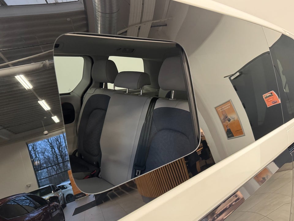 VW ID.Buzz 86 Life 7prs LWB 5d