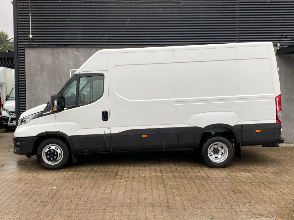 Iveco Daily 3,0 35C18 12m³ Van AG8