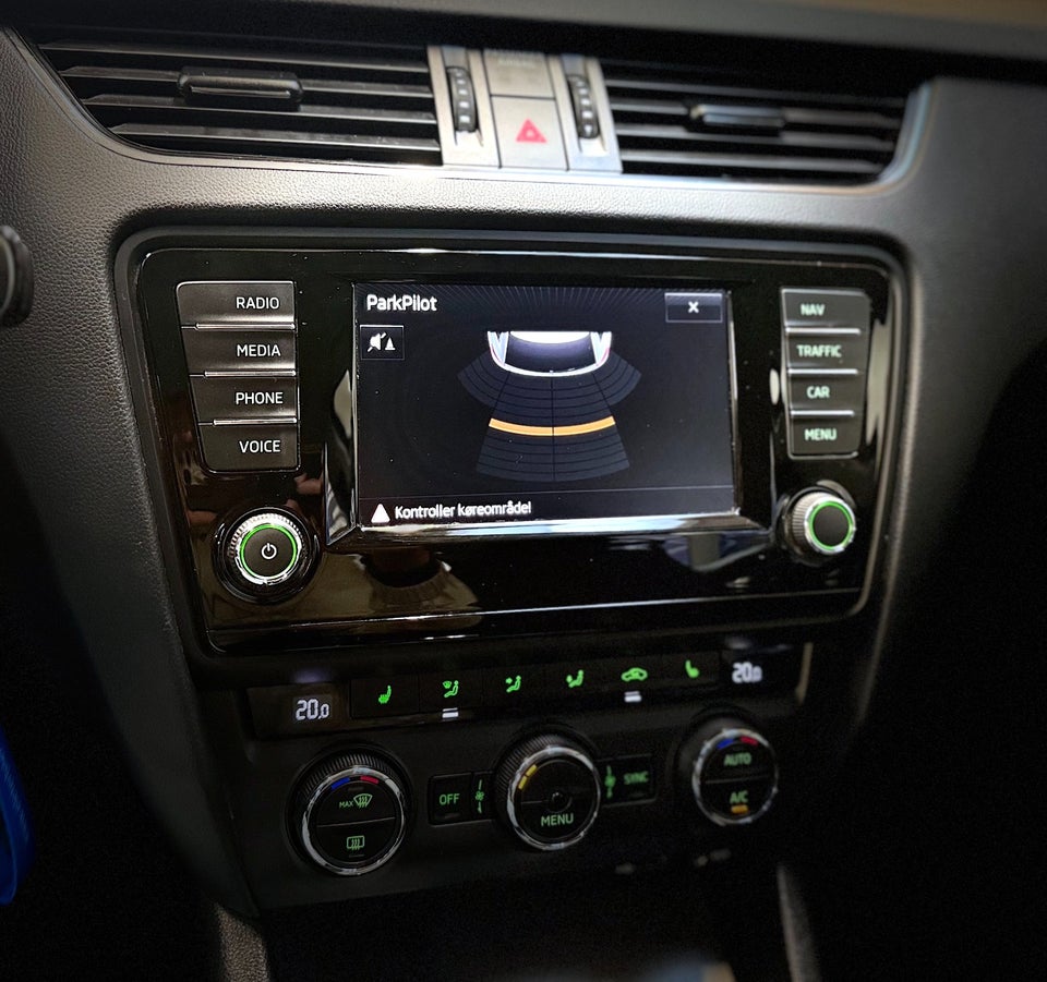 Skoda Octavia 1,6 TDi 110 Ambition Combi DSG 5d