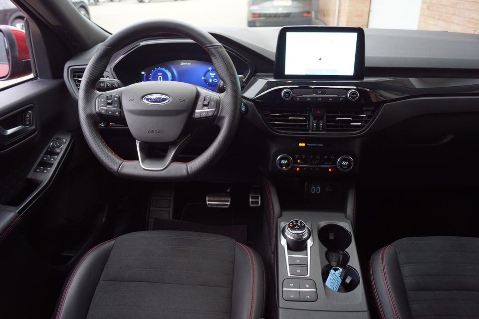 Ford Kuga 2,5 PHEV ST-Line X CVT 5d