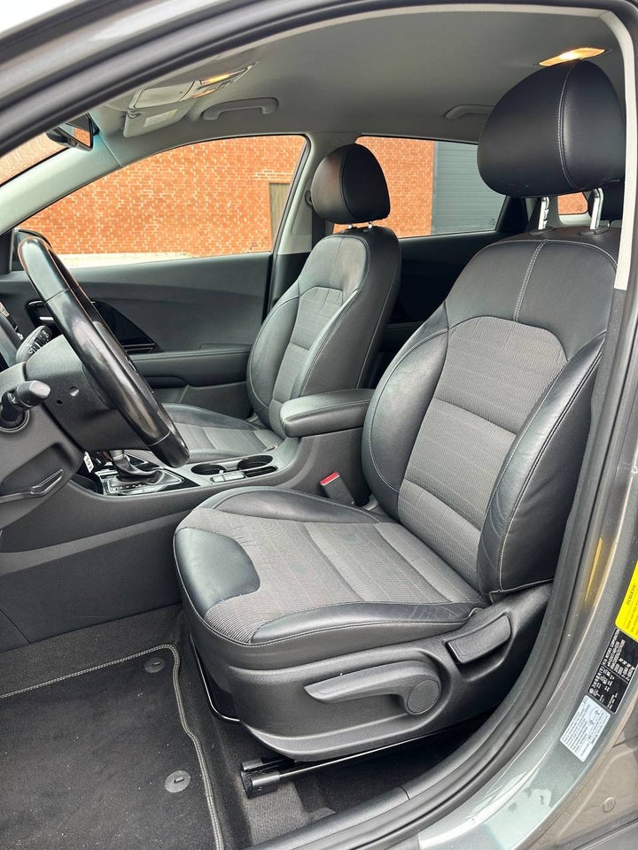 Kia Niro 1,6 PHEV Premium DCT 5d
