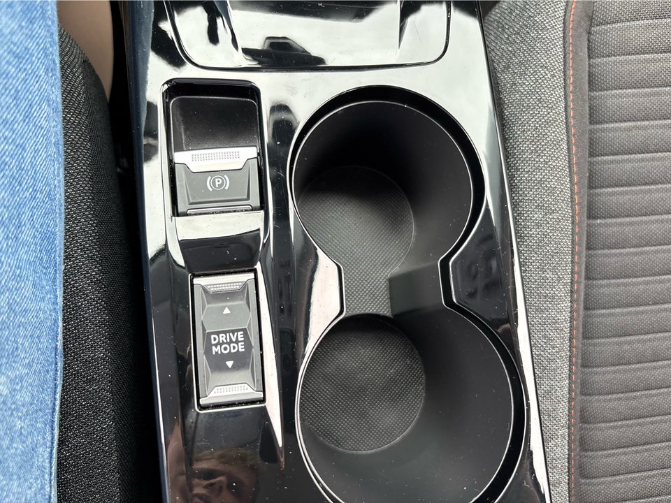 Peugeot 2008 1,2 PureTech 130 Active Pack EAT8 5d