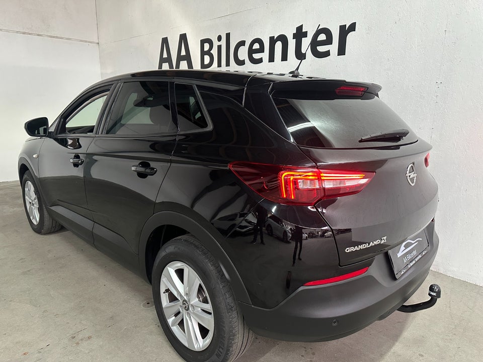 Opel Grandland X 1,2 T 130 Enjoy aut. 5d