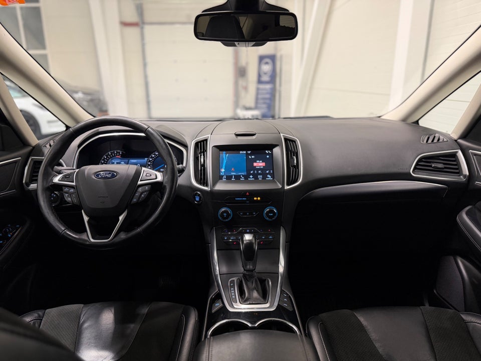 Ford S-MAX 2,0 TDCi 180 Titanium aut. 7prs 5d