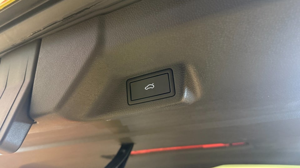 VW ID.Buzz 77 Pro SWB 5d