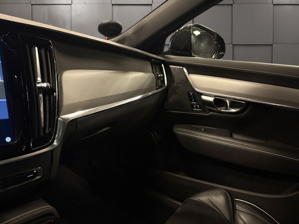 Volvo V90 2,0 T6 ReCharge R-Design aut. AWD 5d