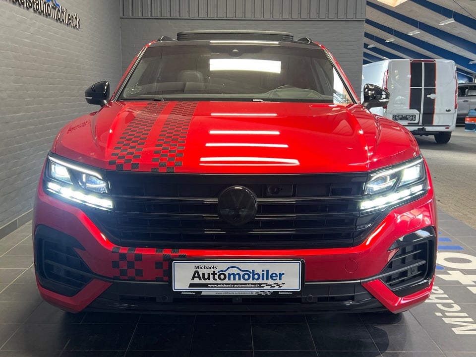 VW Touareg 3,0 TDi 286 R-line aut. 4Motion 5d