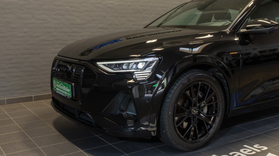 Audi e-tron 55 S-line quattro 5d