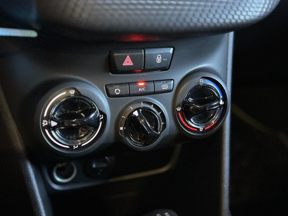 Peugeot 2008 1,2 VTi 82 Allure 5d