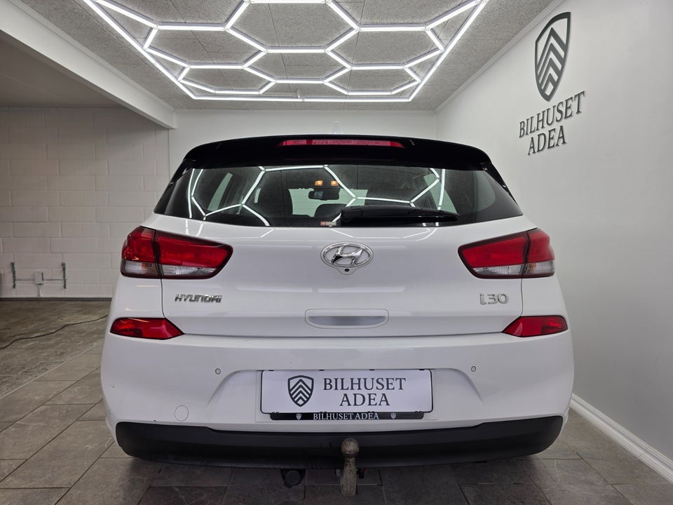 Hyundai i30 1,0 T-GDi Premium 5d