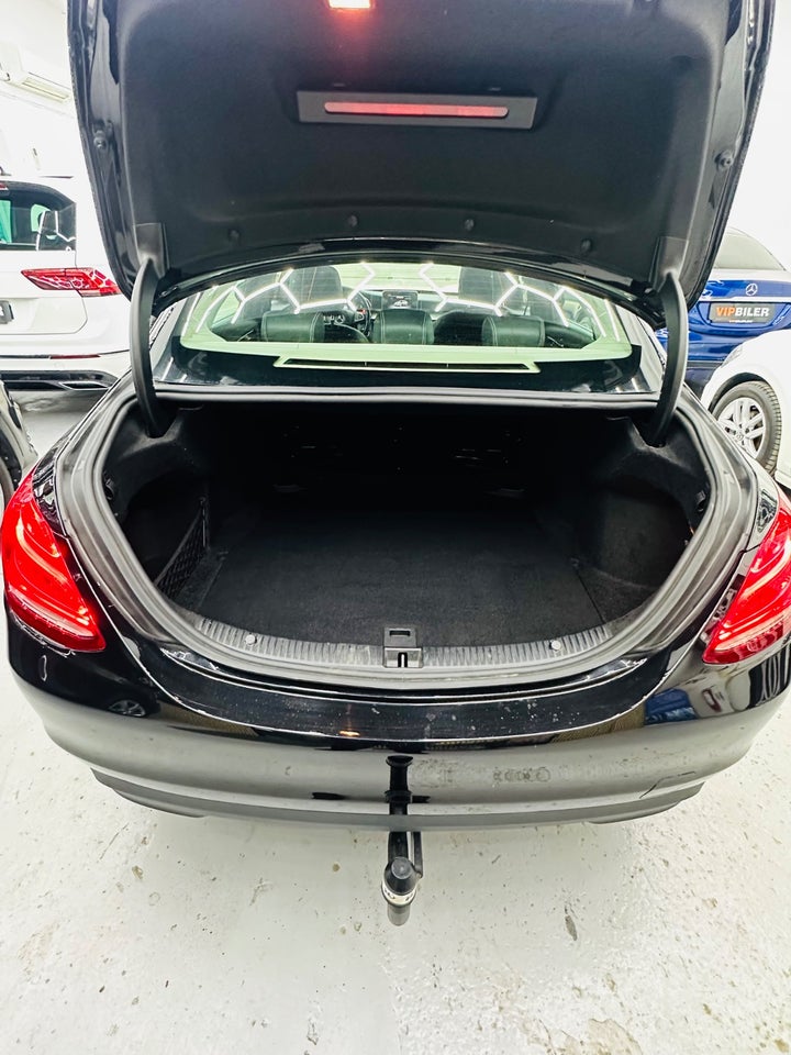 Mercedes C220 d 2,2 Avantgarde aut. 4d