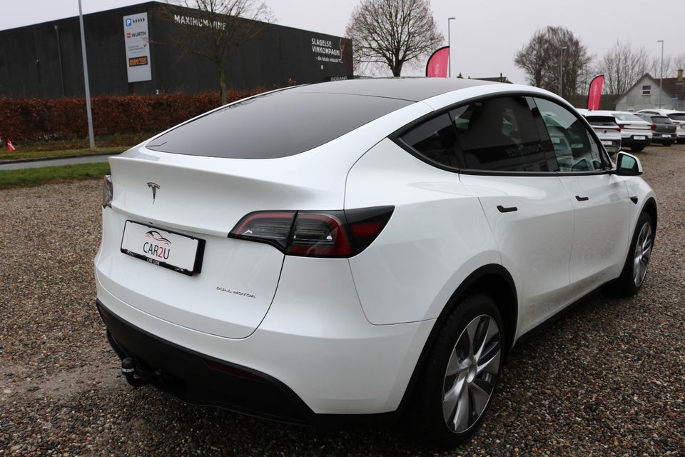 Tesla Model Y Long Range AWD 5d