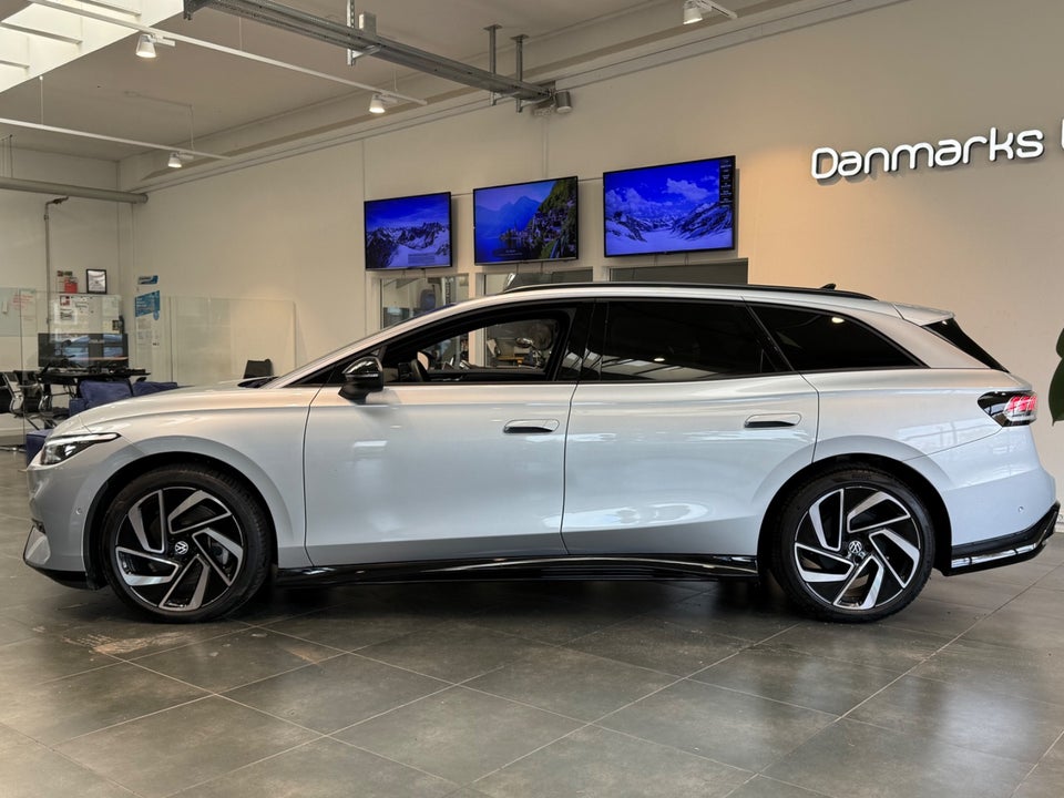 VW ID.7 77 Style Tourer 5d