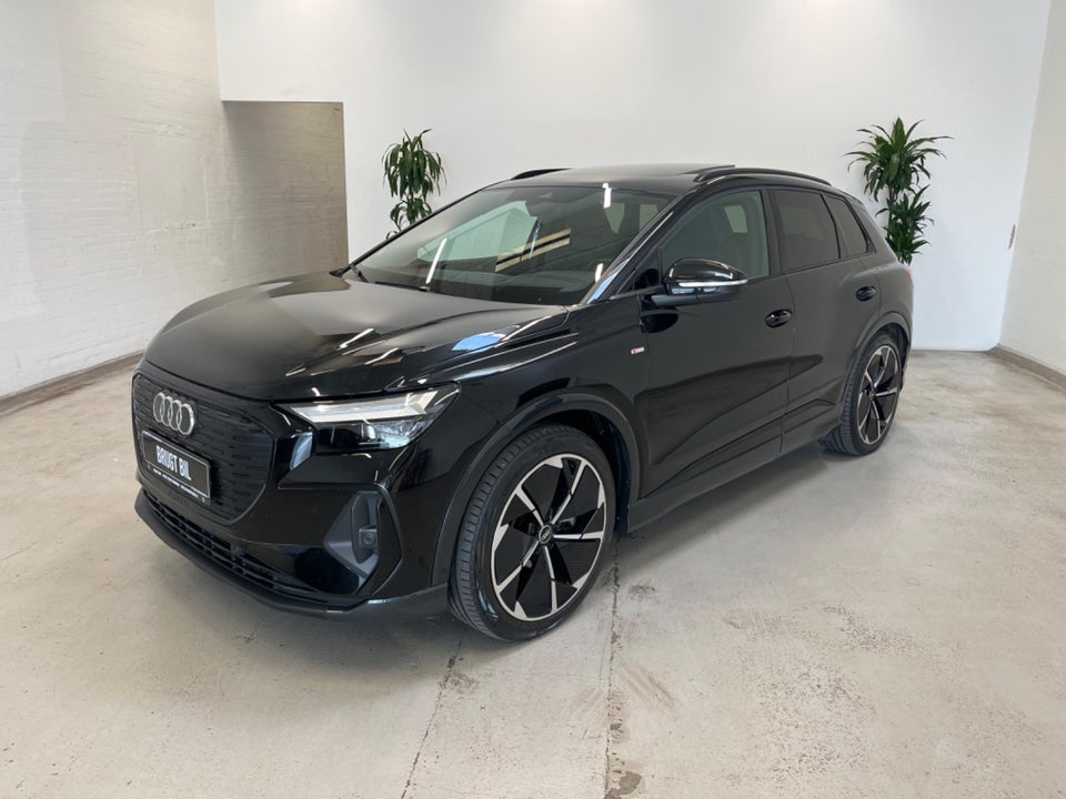 Audi Q4 e-tron 40 S-line 5d