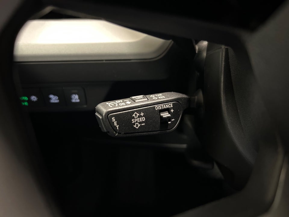 Audi Q4 e-tron 40 Attitude 5d