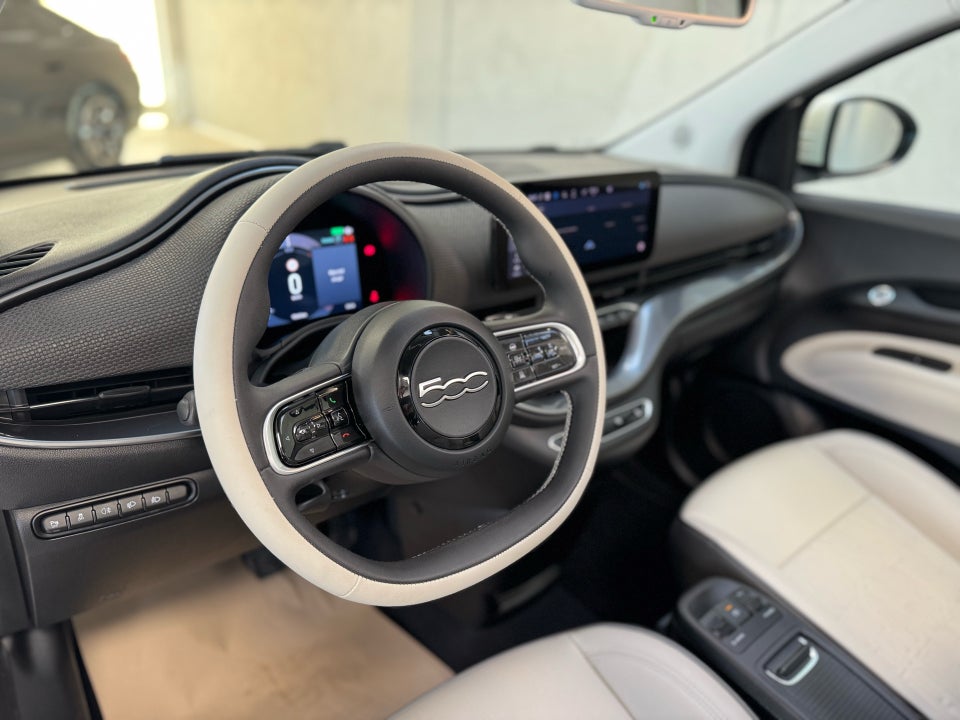 Fiat 500e 42 la Prima Cabrio 2d