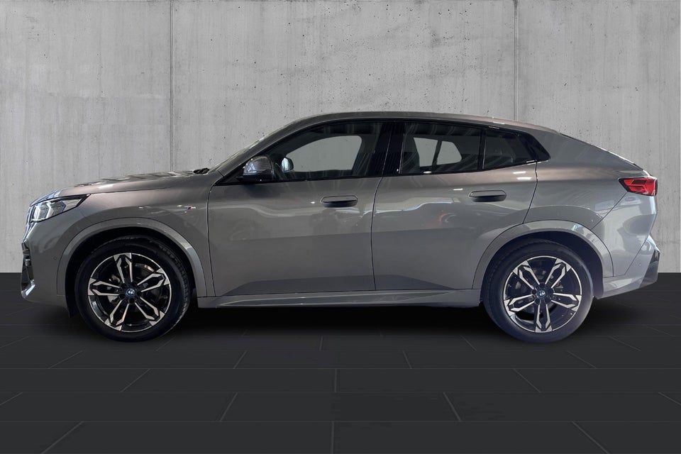 BMW iX2 eDrive20 M-Sport 5d