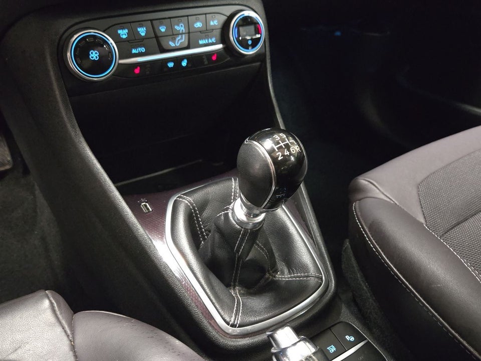 Ford Fiesta 1,0 EcoBoost Vignale 5d