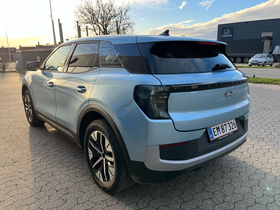 Ford Explorer 79 Select Extended Range AWD 5d