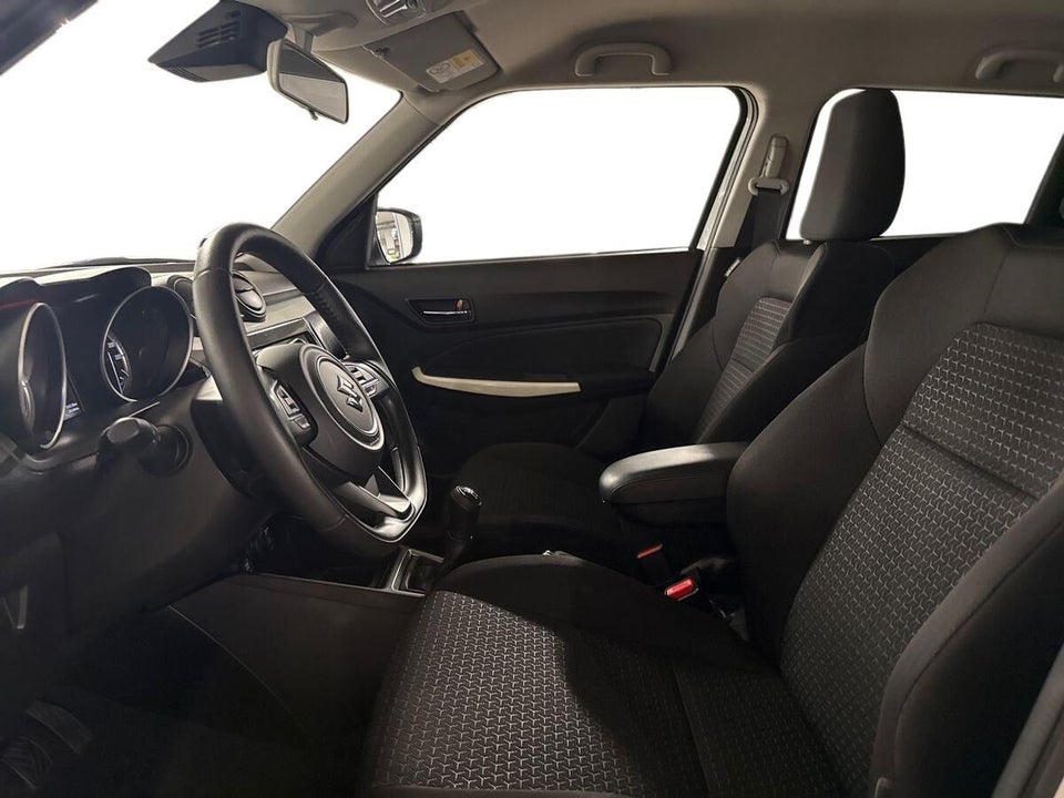 Suzuki Swift 1,2 Dualjet mHybrid Exclusive Gold 5d