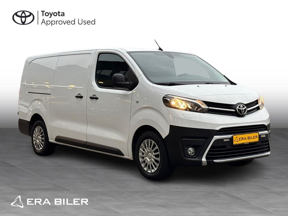 Toyota ProAce 2,0 D 144 Long Comfort Master 5d